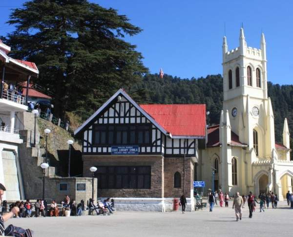 Rishikesh Rafting Guide: Best Stretches + Safety Checklist